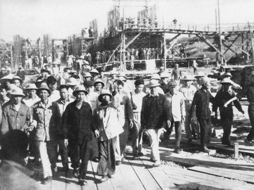 20-9-1958: Bác Hồ đến thăm công trình thủy lợi lớn nhất miền Bắc